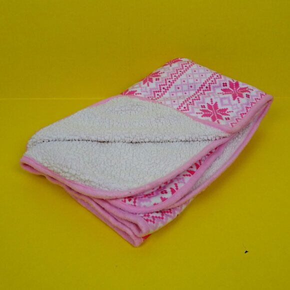 Pitter Patter Snowflake Fair Isle Pink Baby Crib Blanket 39x29 Sherpa Two Layers - Picture 1 of 5